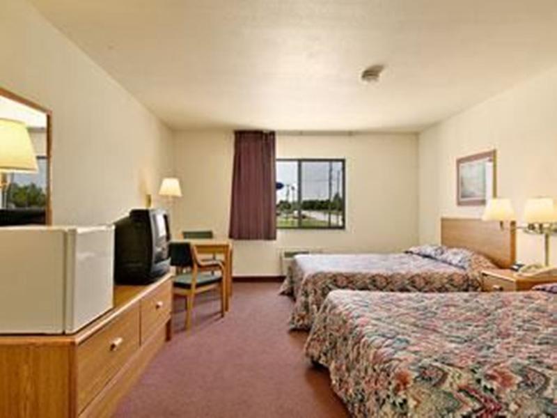 Super 8 By Wyndham Chanute Exterior foto
